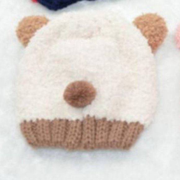 Adorable Bear Baby Winter Hat - Picture 2 of 3